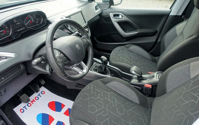 Peugeot 2008 cena 36800 przebieg: 116000, rok produkcji 2016 z Tuchola małe 466